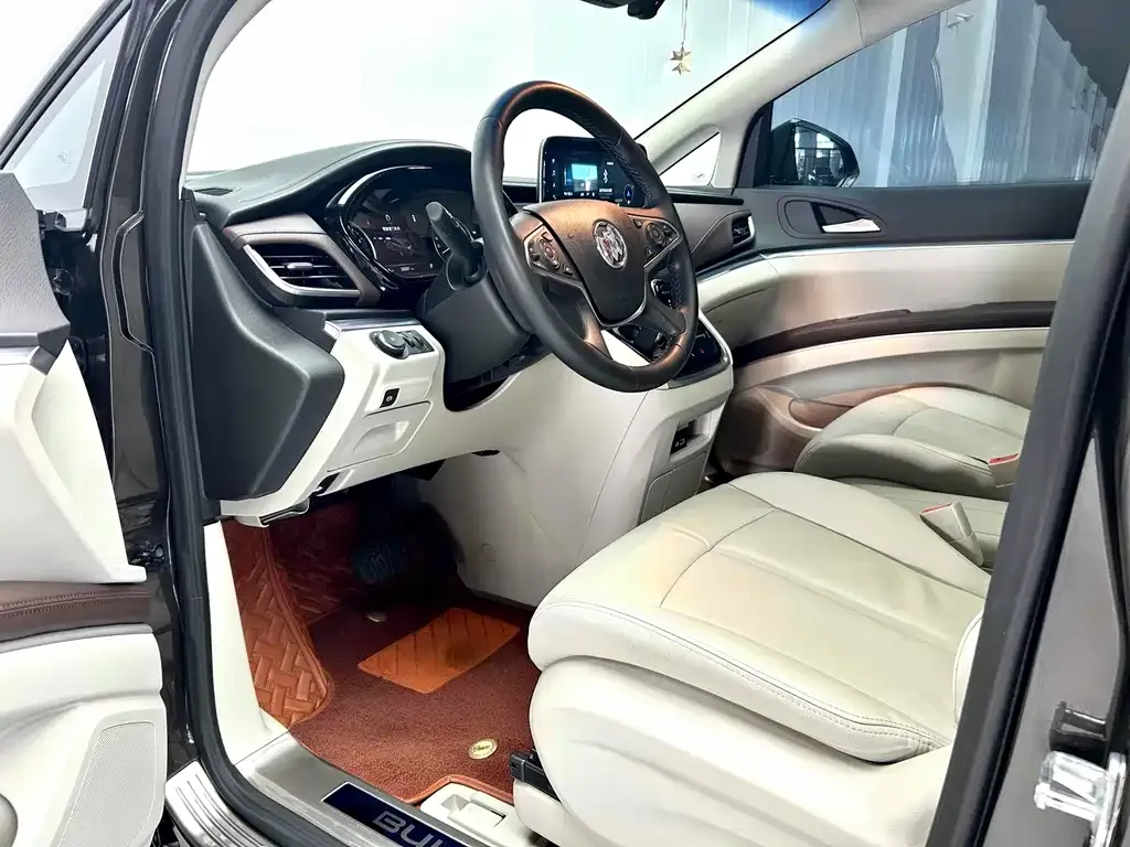 Buick GL8 2022 из CN, фото 9