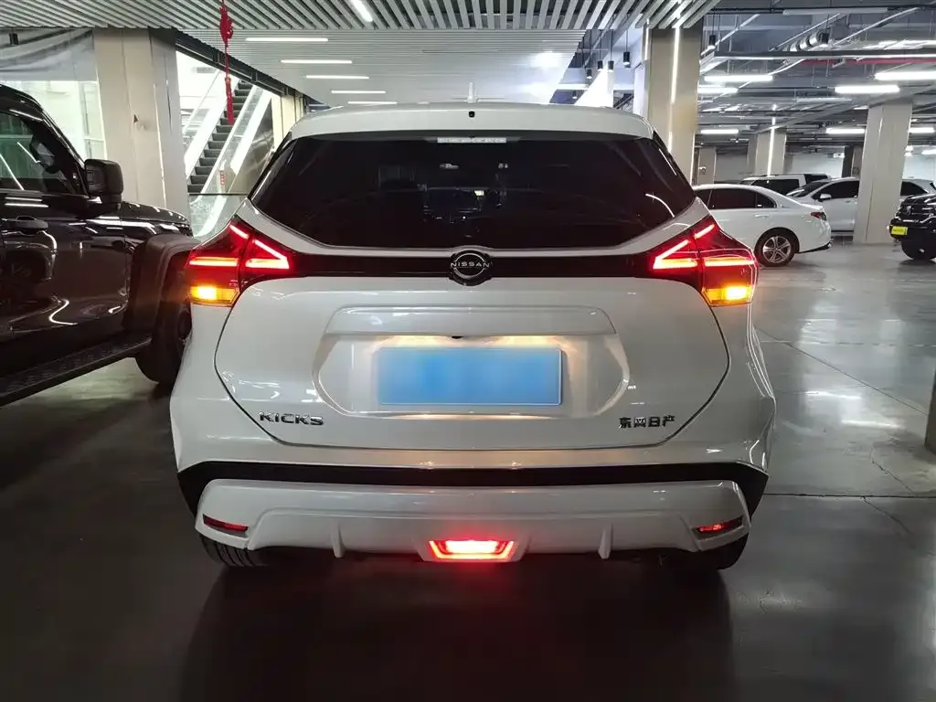 Nissan Kicks — фото 5