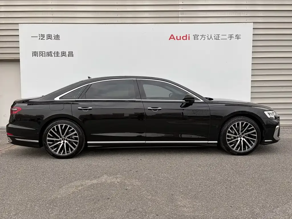 Audi A8 2024 из CN, фото 7