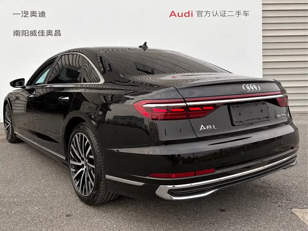 Audi A8 2024 из CN, фото 6