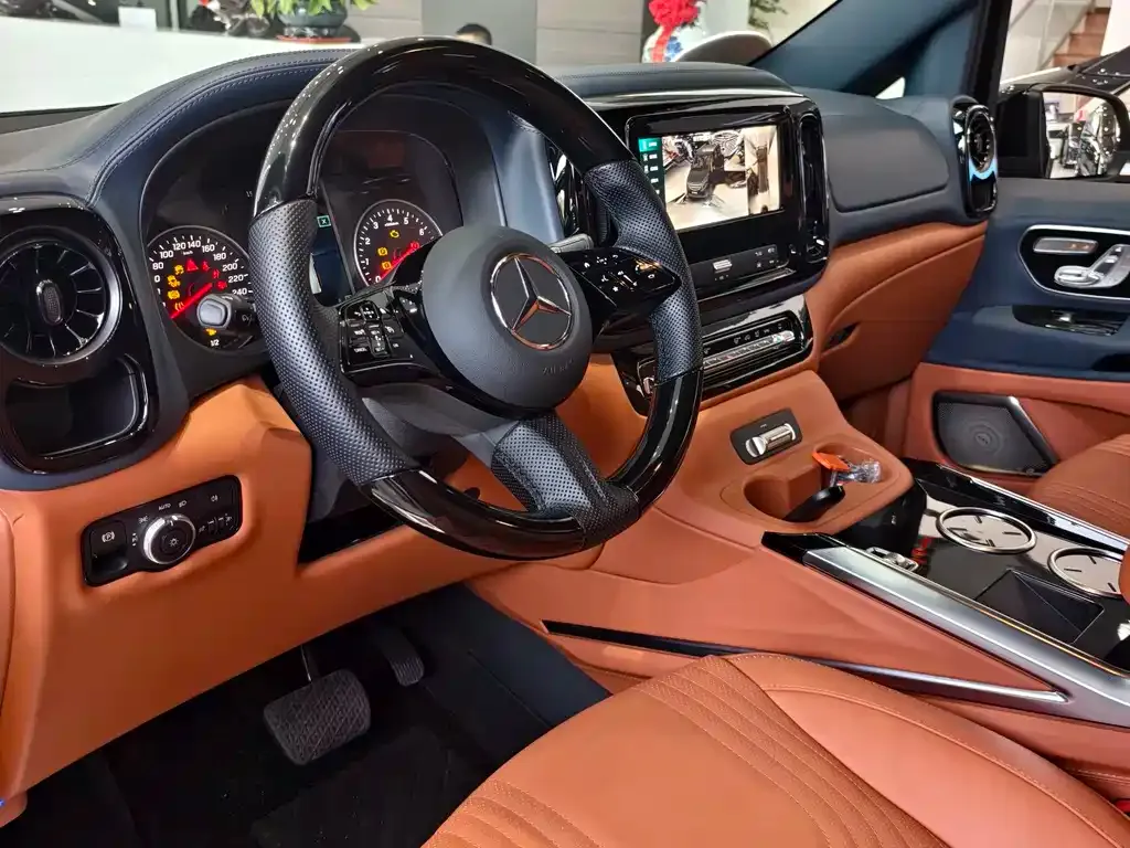 Mercedes-Benz Vito 2025 из CN, фото 4