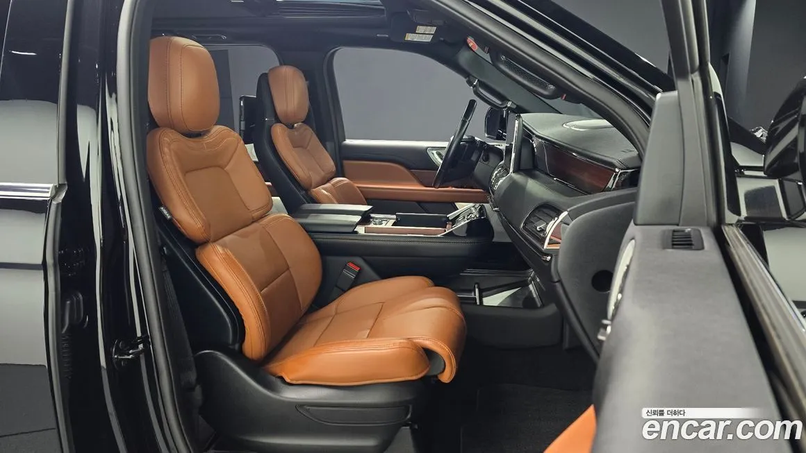 Lincoln Navigator 2021 из KR, фото 8