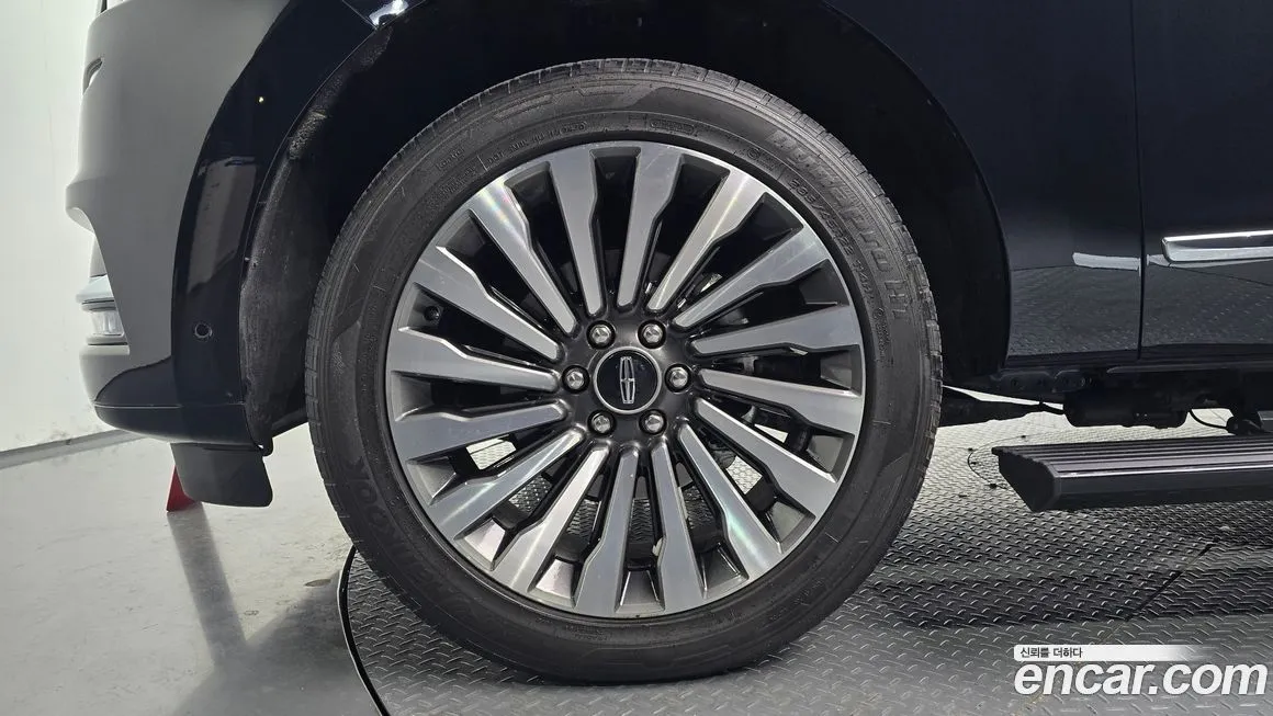 Lincoln Navigator 2021 из KR, фото 7
