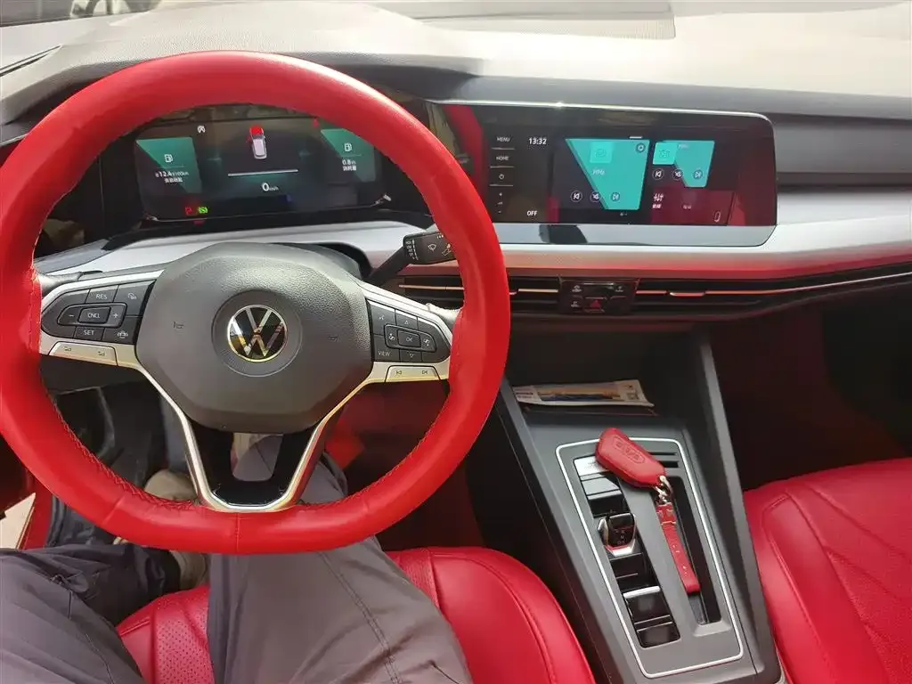 Volkswagen Golf 2021 из CN, фото 5