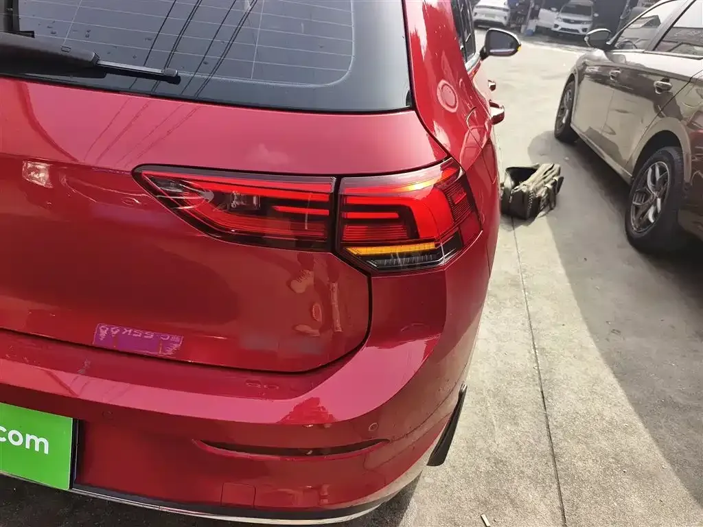 Volkswagen Golf 2021 из CN, фото 2