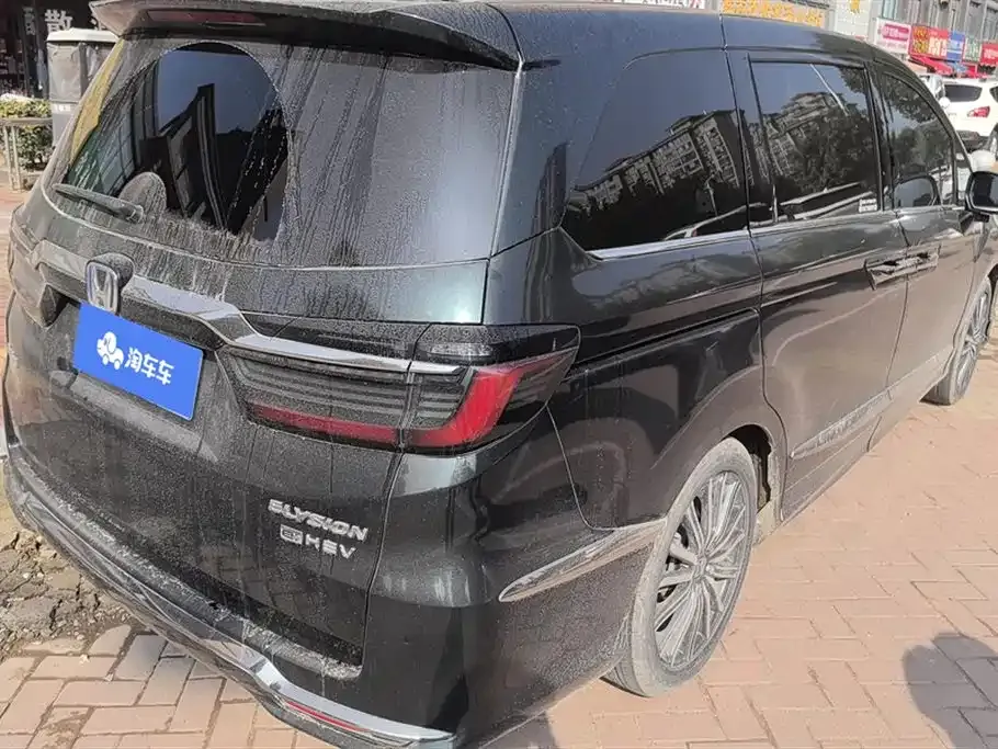 Honda Elysion 2023 из CN, фото 10
