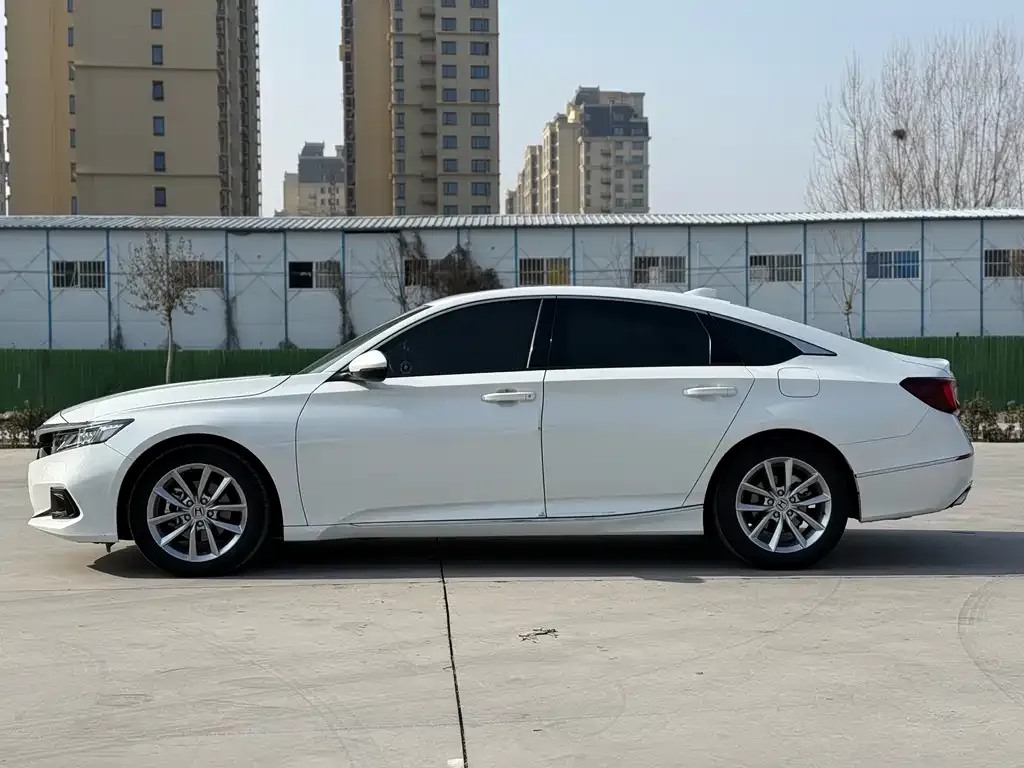 Honda Accord 2021 из CN, фото 10