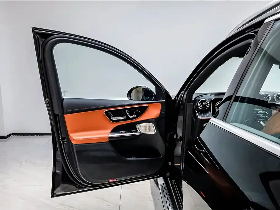 Mercedes-Benz GLC — фото 10