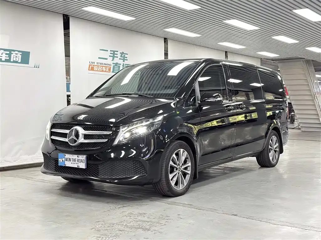 Mercedes-Benz V-Class 2024 из CN, фото 1
