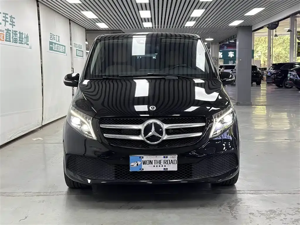 Mercedes-Benz V-Class 2024 из CN, фото 10