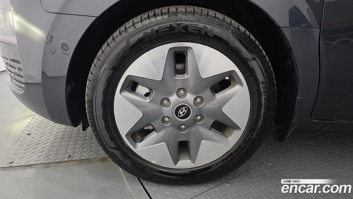 Hyundai Staria — фото 9