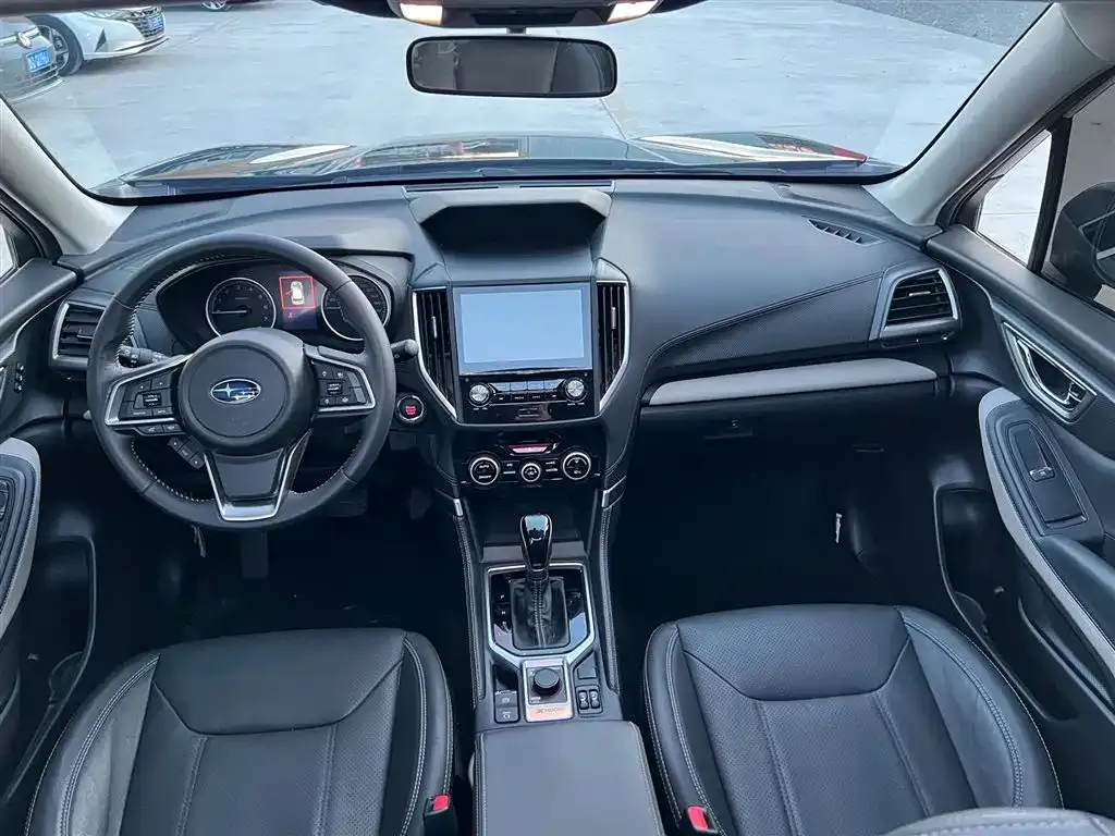 Subaru Forester 2022 из CN, фото 7