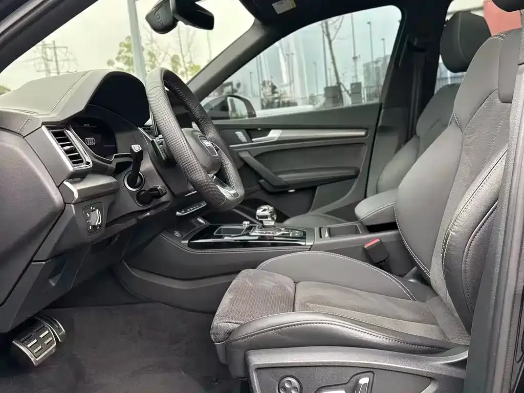 Audi Q5L Sportback 2024 из CN, фото 8