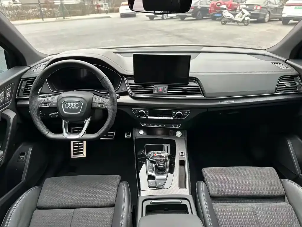 Audi Q5L Sportback 2024 из CN, фото 10