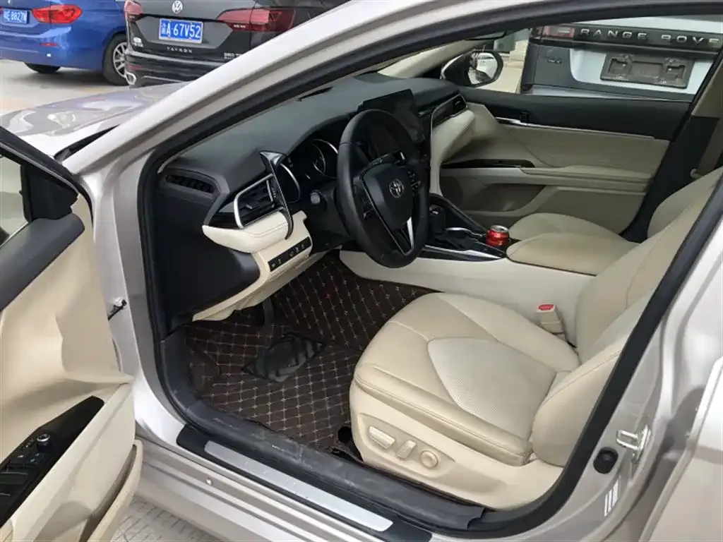 Toyota Camry 2022 из CN, фото 4