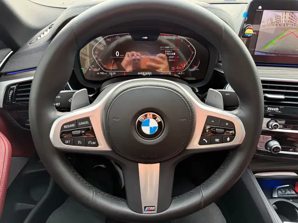 BMW 5 Series 2022 из CN, фото 8