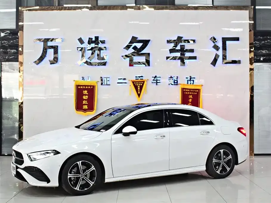Mercedes-Benz A-Class 2023 из CN, фото 1