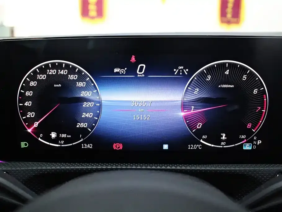 Mercedes-Benz A-Class 2023 из CN, фото 10