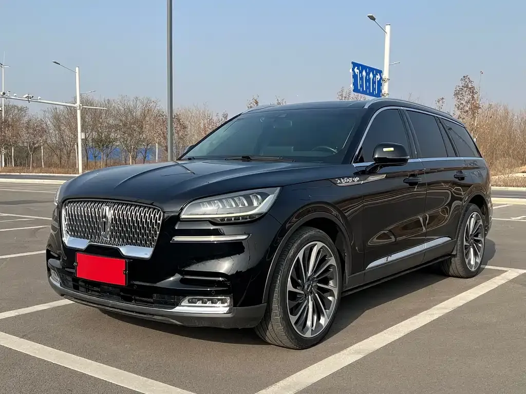 Lincoln Aviator — фото 1