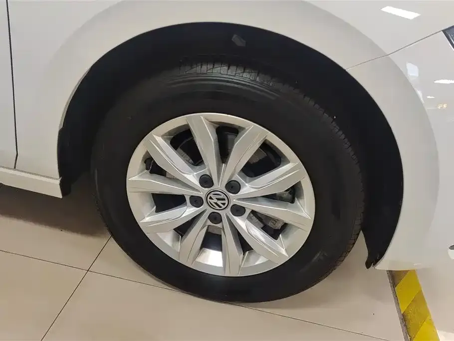 Volkswagen Polo 2021 из CN, фото 8