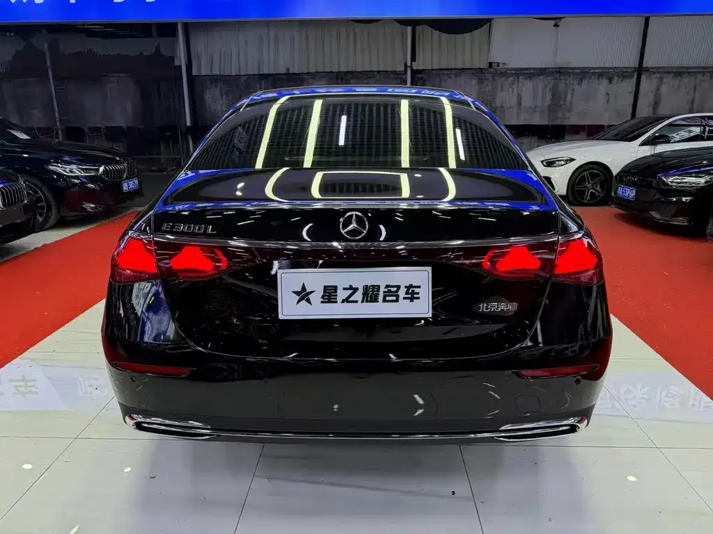 Mercedes-Benz E-Class 2025 из CN, фото 2