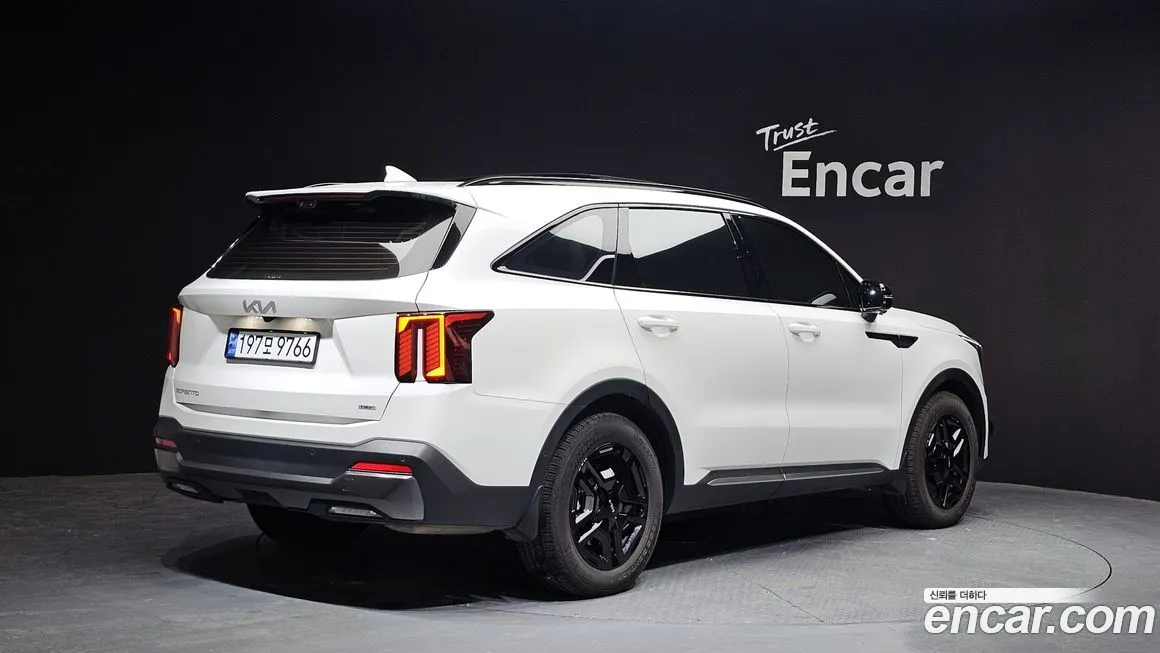 Kia Sorento — фото 3