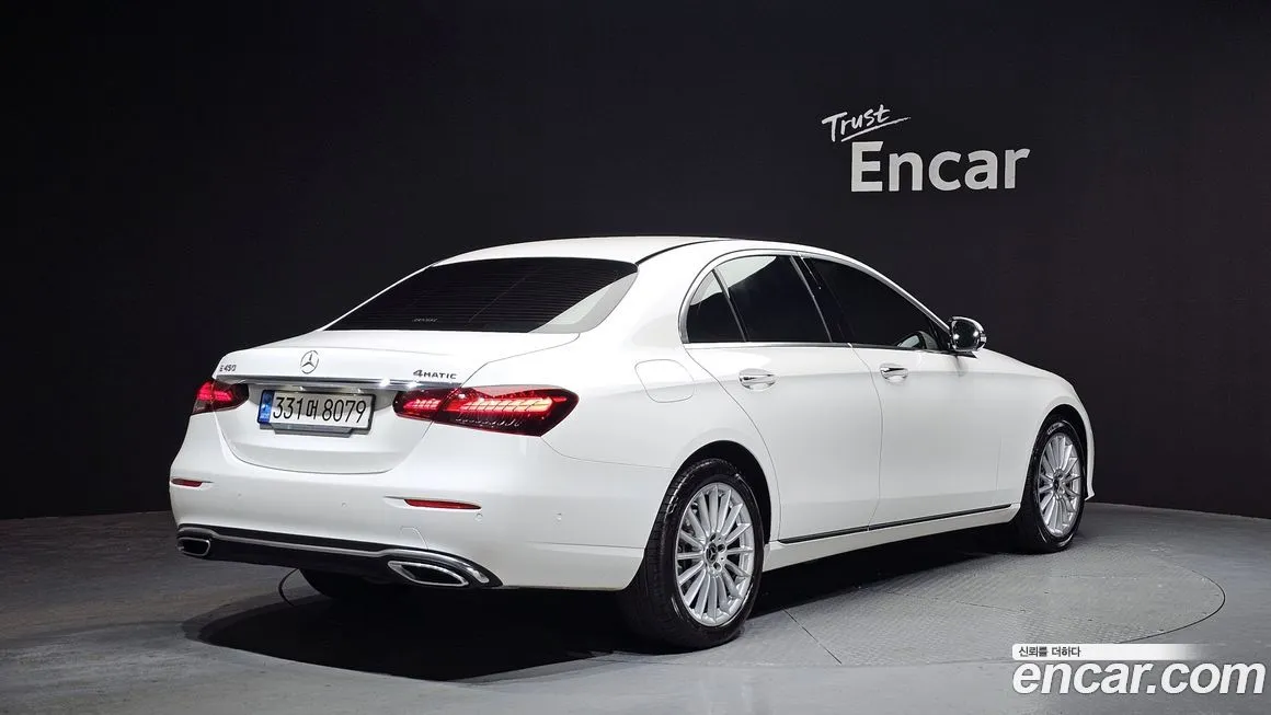 Mercedes-Benz E-Class — фото 5