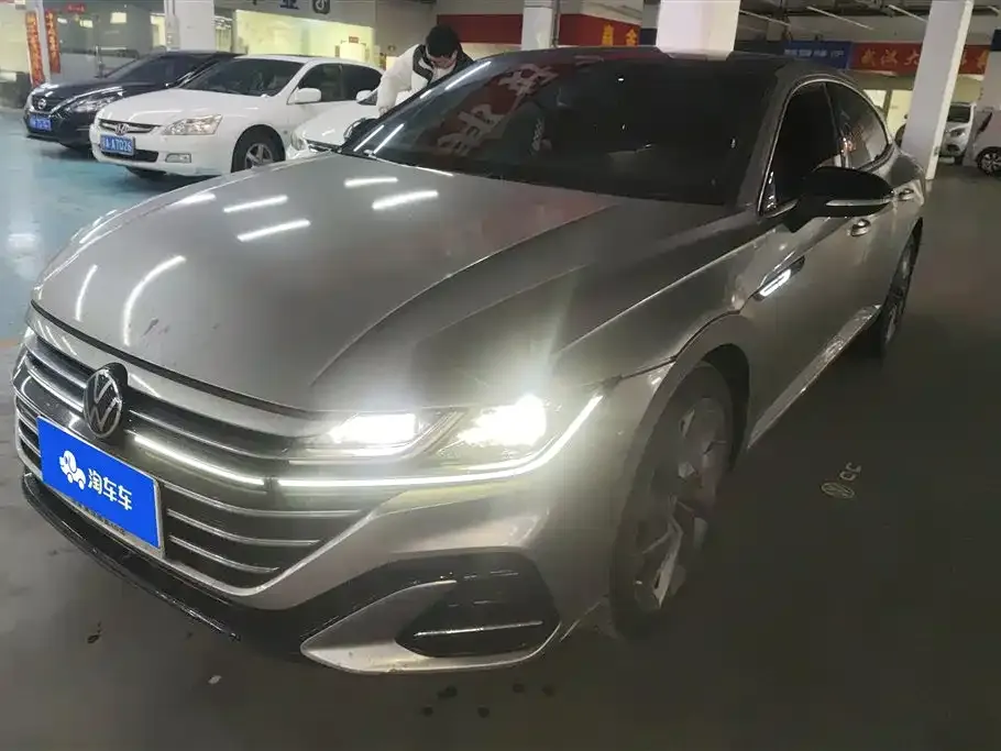 Volkswagen CC 2023 из CN, фото 1