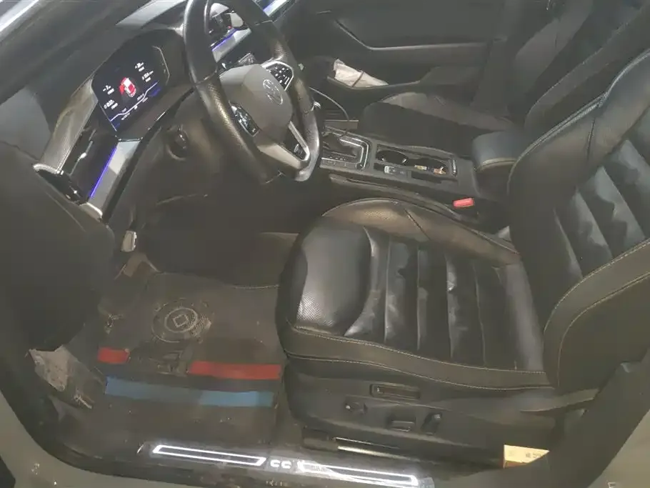 Volkswagen CC 2023 из CN, фото 5