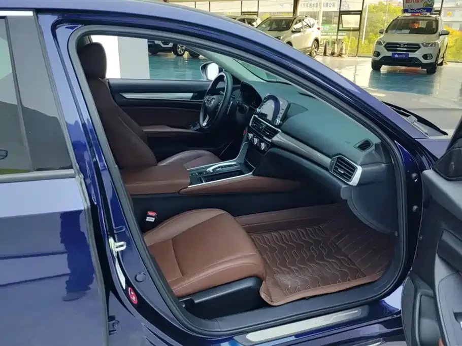 Honda Inspire 2021 из CN, фото 10