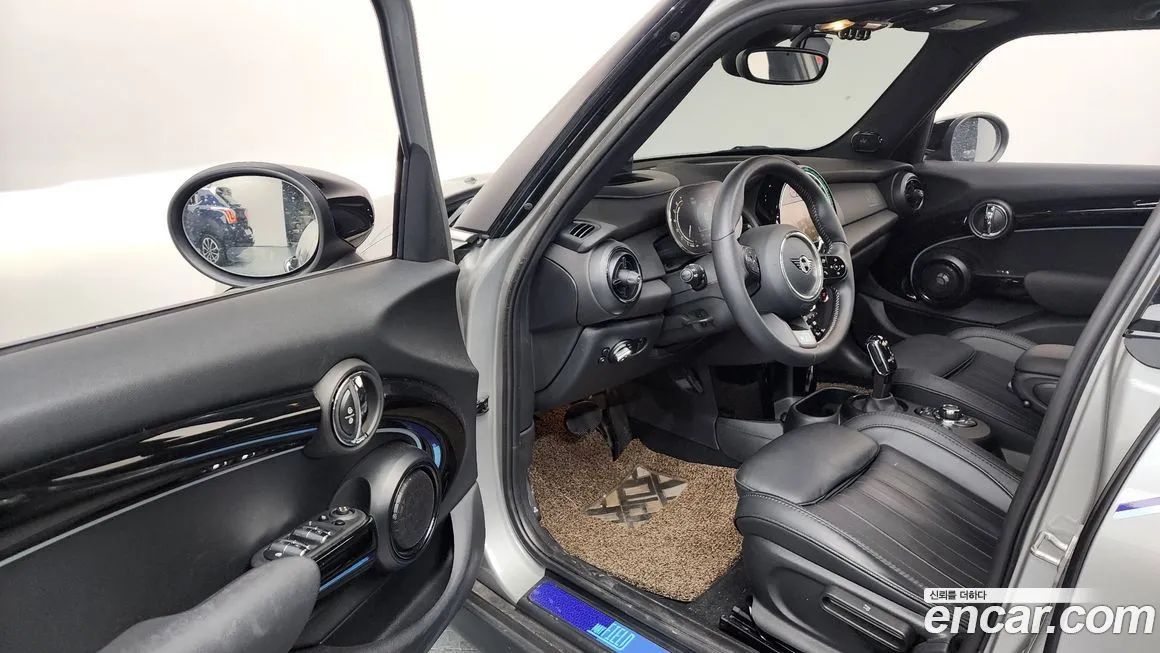 Mini Cooper 2024 из KR, фото 3