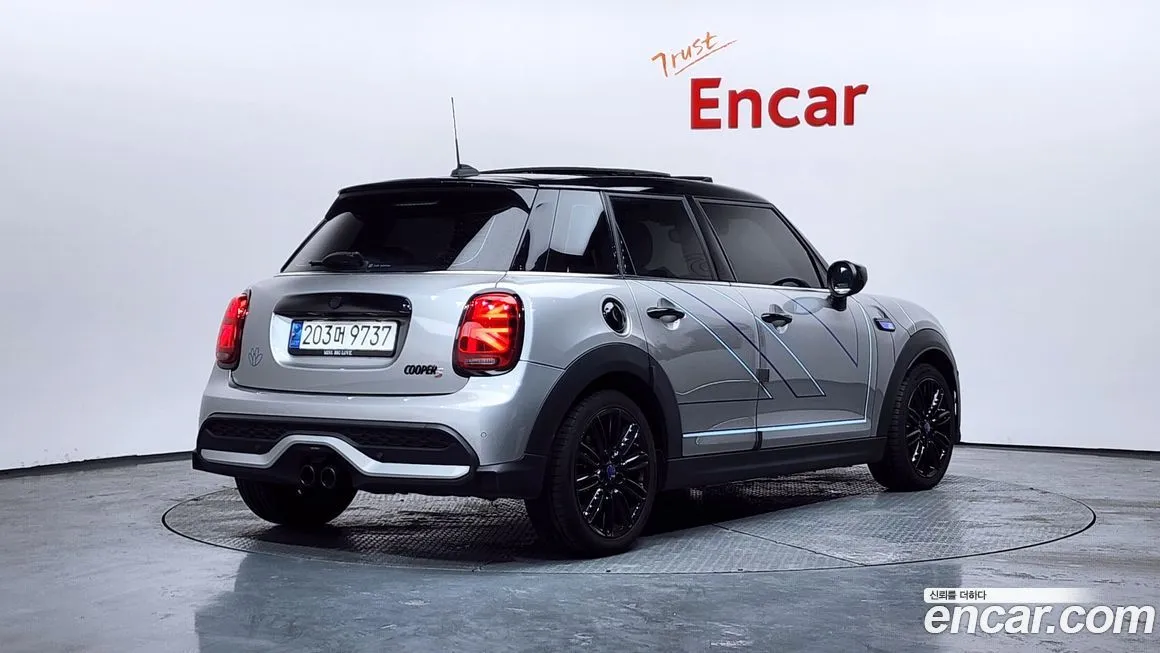 Mini Cooper 2024 из KR, фото 7