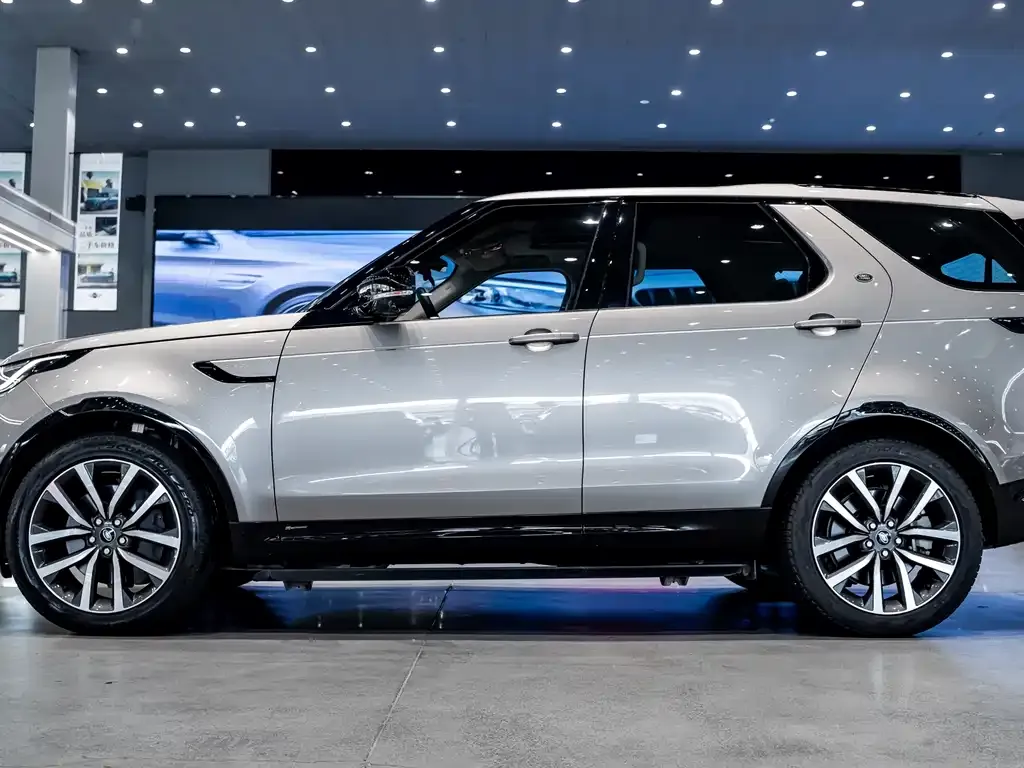 Land Rover Discovery 2022 из CN, фото 3