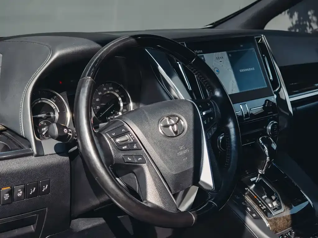 Toyota Alphard 2021 из CN, фото 3