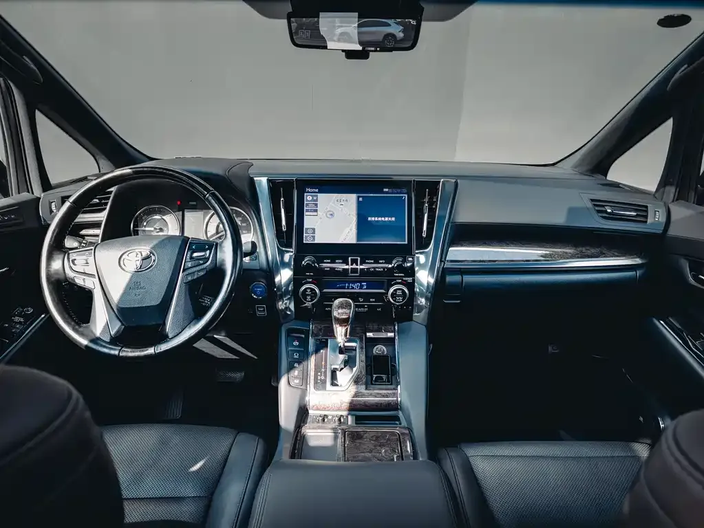 Toyota Alphard 2021 из CN, фото 7