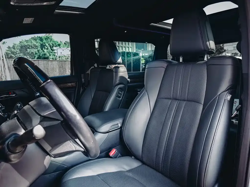 Toyota Alphard 2021 из CN, фото 4