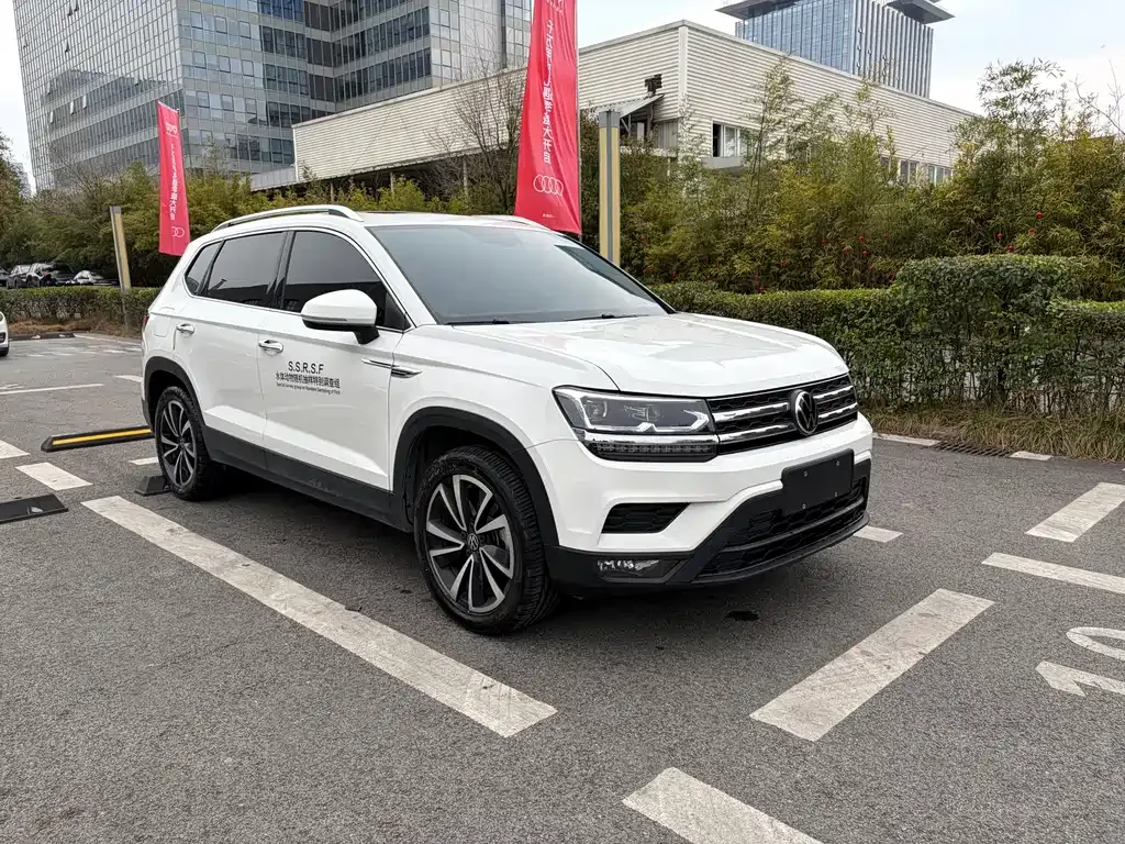 Volkswagen Tharu 2022 из CN, фото 10