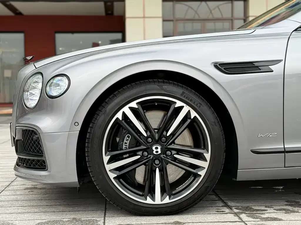 Bentley Flying Spur 2021 из CN, фото 9
