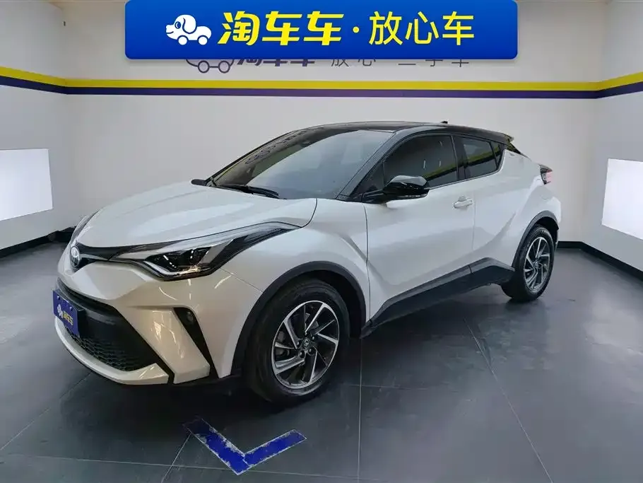 Toyota C-HR 2023 из CN, фото 1
