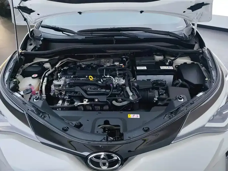 Toyota C-HR 2023 из CN, фото 10