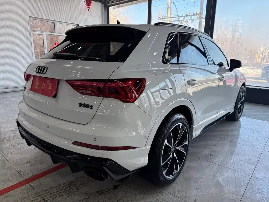 Audi Q3 — фото 2