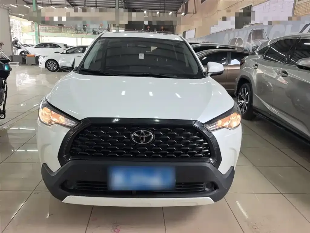 Toyota Corolla Cross 2023 из CN, фото 8