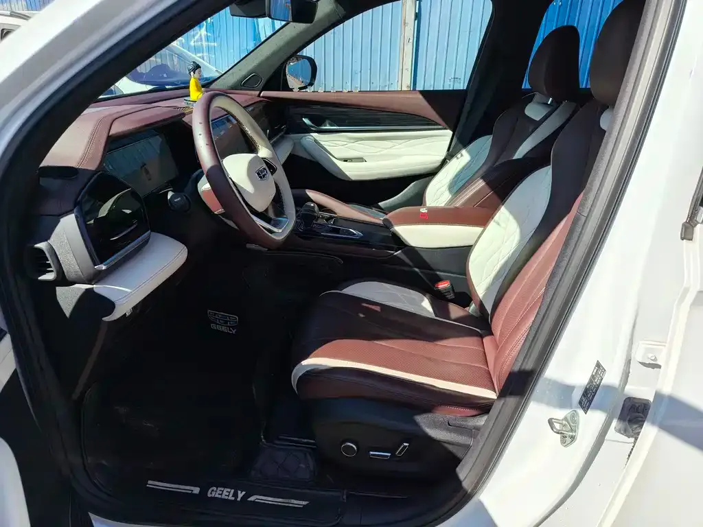 Geely Xingyue L 2021 из CN, фото 9