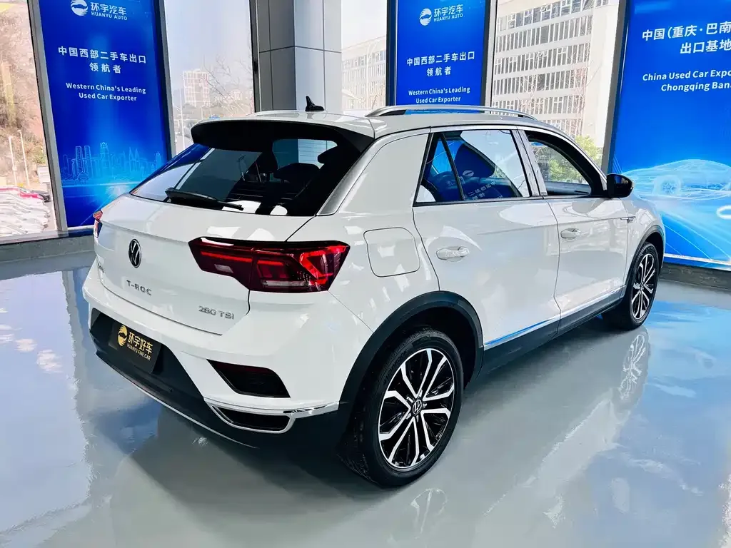 Volkswagen T-Roc — фото 4