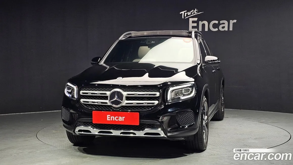 Mercedes-Benz GLB-Class — фото 4