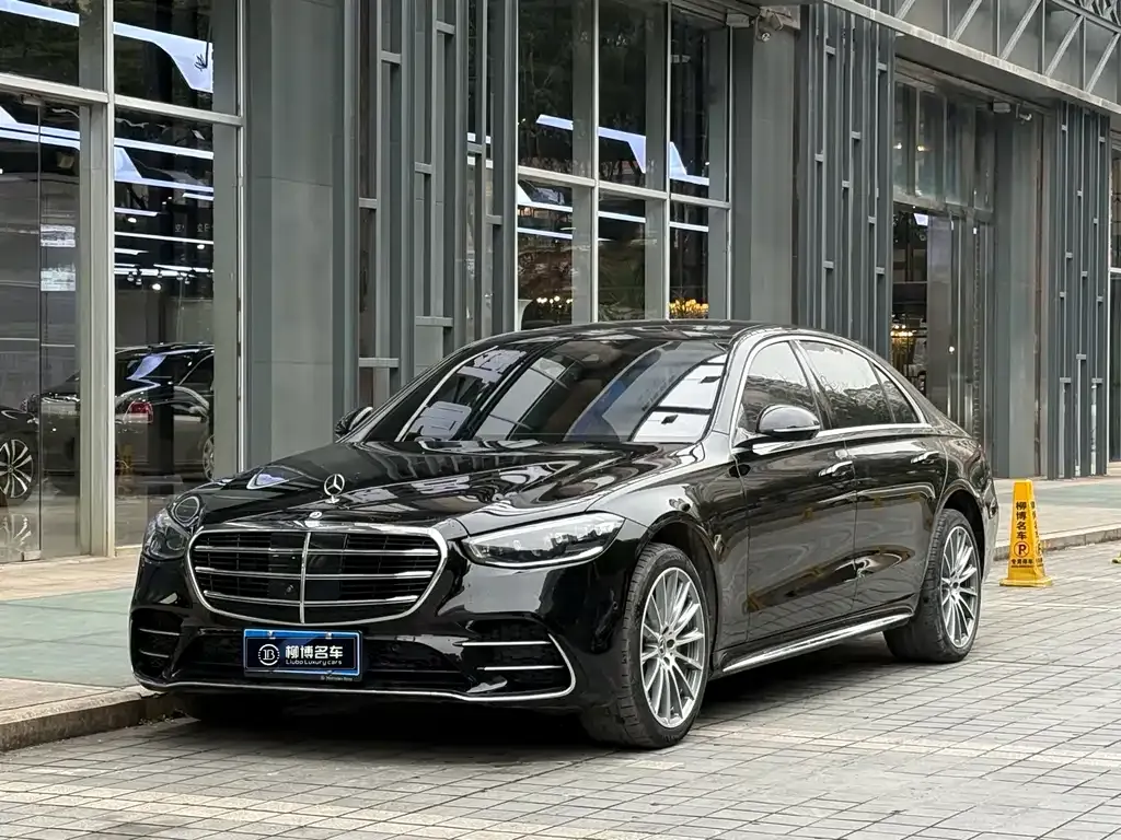 Mercedes-Benz S-Class — фото 1