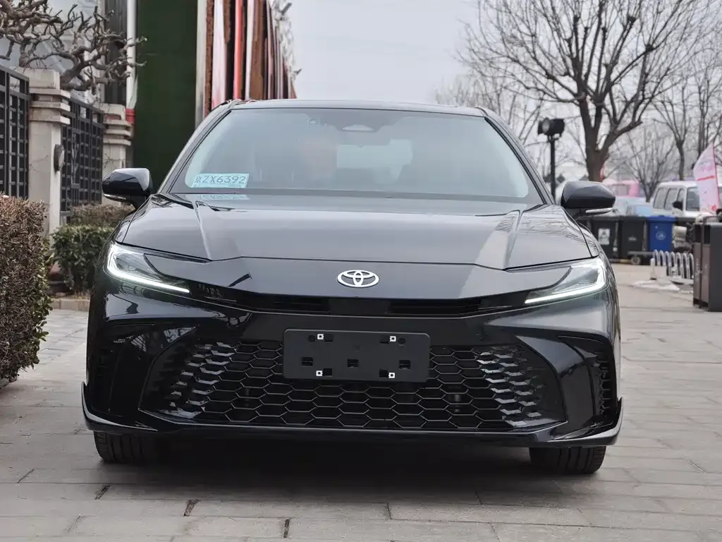 Toyota Camry 2025 из CN, фото 3