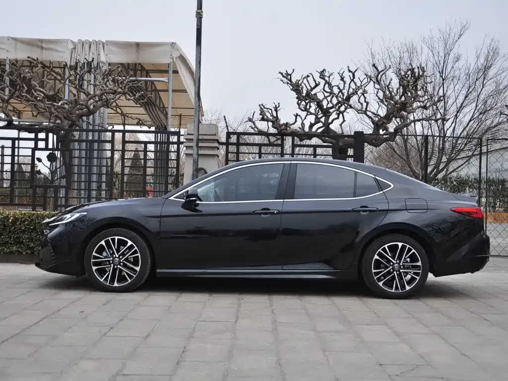 Toyota Camry 2025 из CN, фото 9
