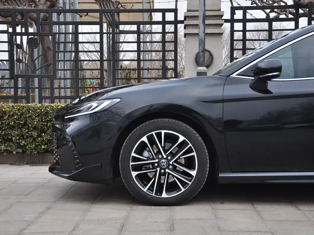 Toyota Camry 2025 из CN, фото 4