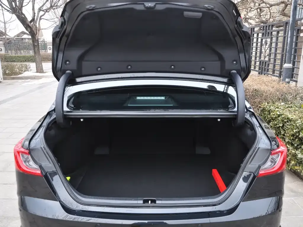 Toyota Camry 2025 из CN, фото 6